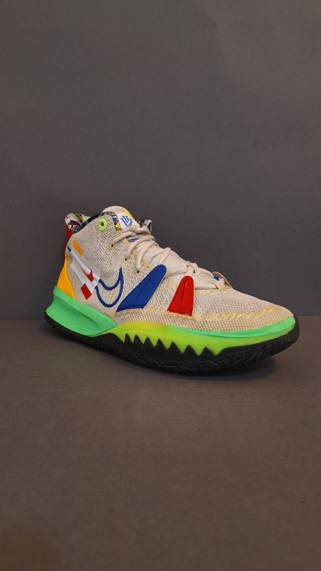 کفش بسکتبال والیبال Nikd kyrie 7 اورجینال