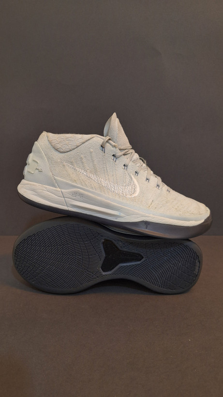 کفش بسکتبال والیبال Nike kobe AD اورجینال