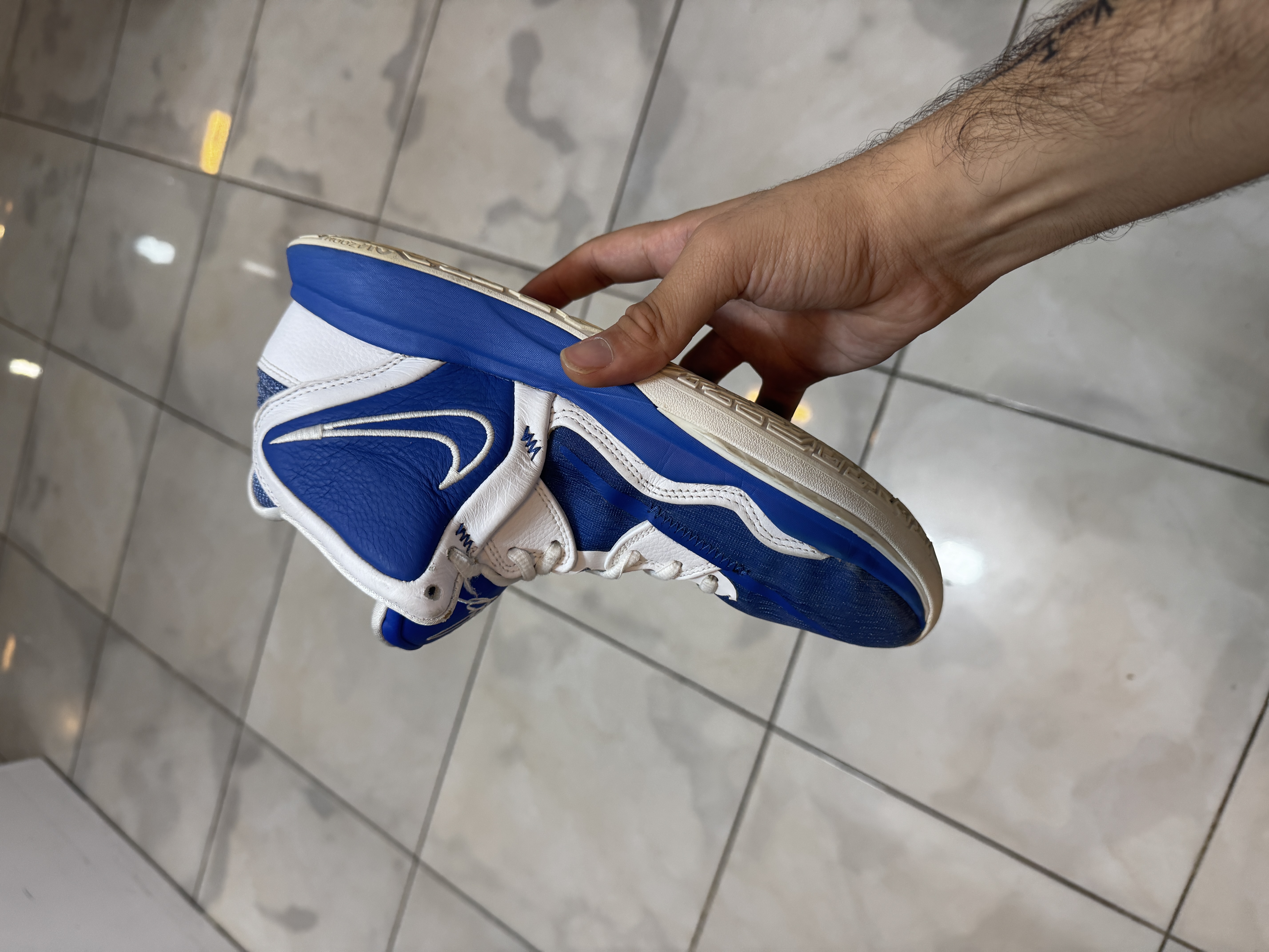 کفش بسکتبال والیبال Kyrie 8 اورجینال - hardenshoes گرگان