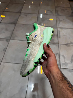 خرید و قیمت کفش بسکتبال والیبال tarmak اورجینال از hardenshoes کفش بسکتبال والیبال tarmak اورجینال - hardenshoes گرگان