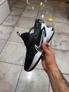 خرید و قیمت کفش بسکتبال والیبال nike cosmic اورجینال از hardenshoes کفش بسکتبال والیبال nike cosmic اورجینال - hardenshoes گرگان