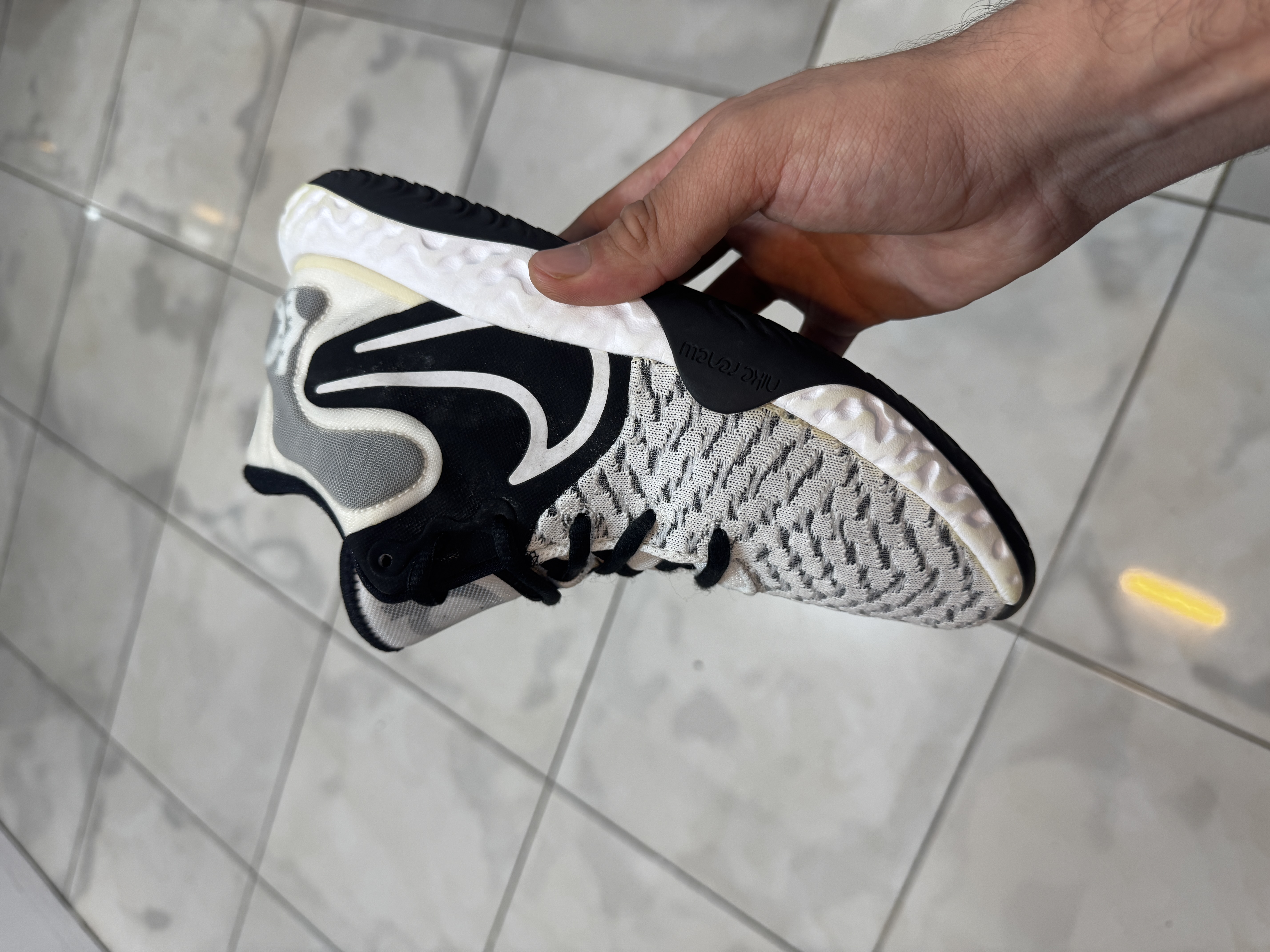 کفش بسکتبال والیبال Nike KD اورجینال