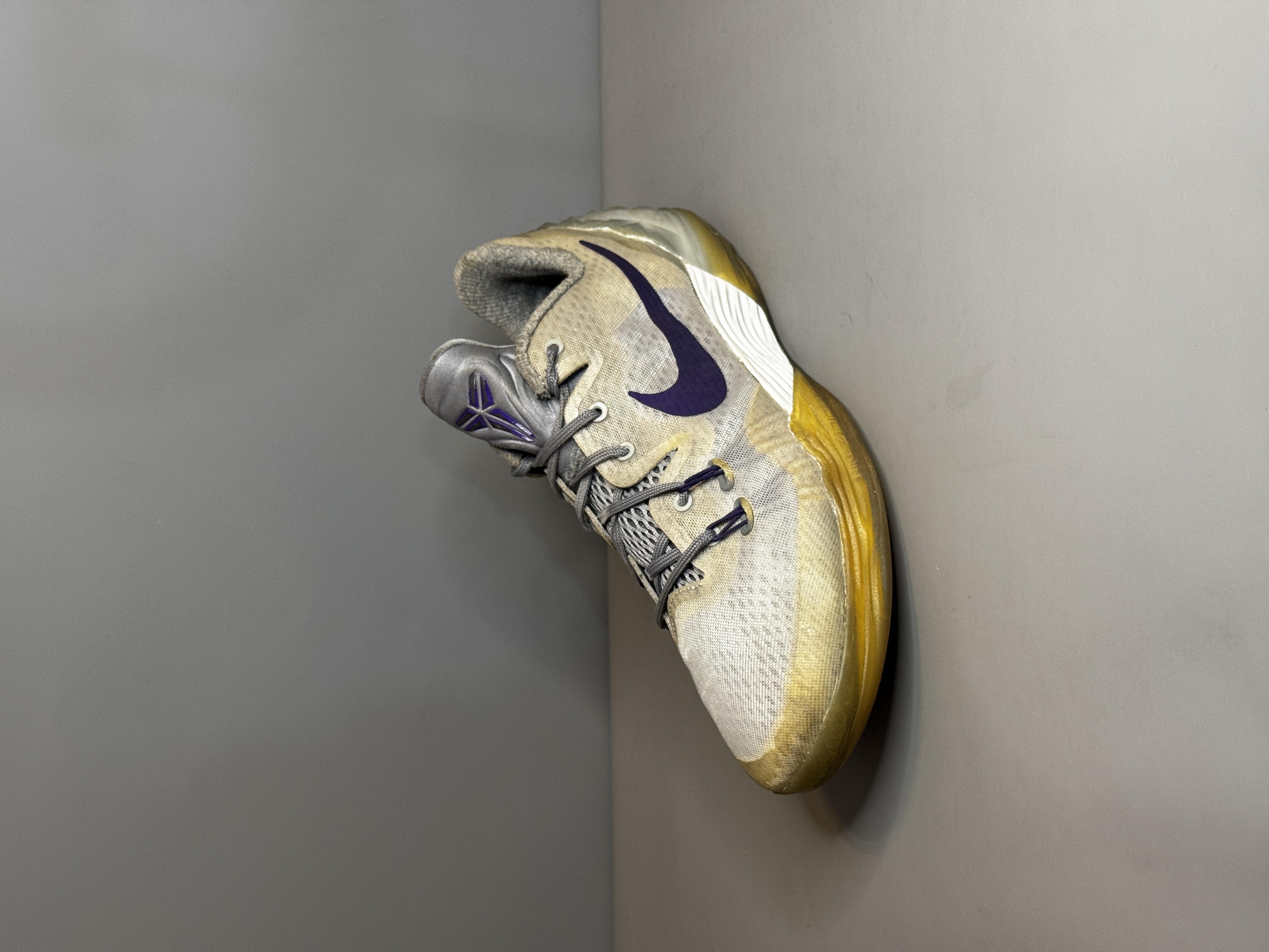 کفش بسکتبال Kobe venomenon 5 اورجینال
