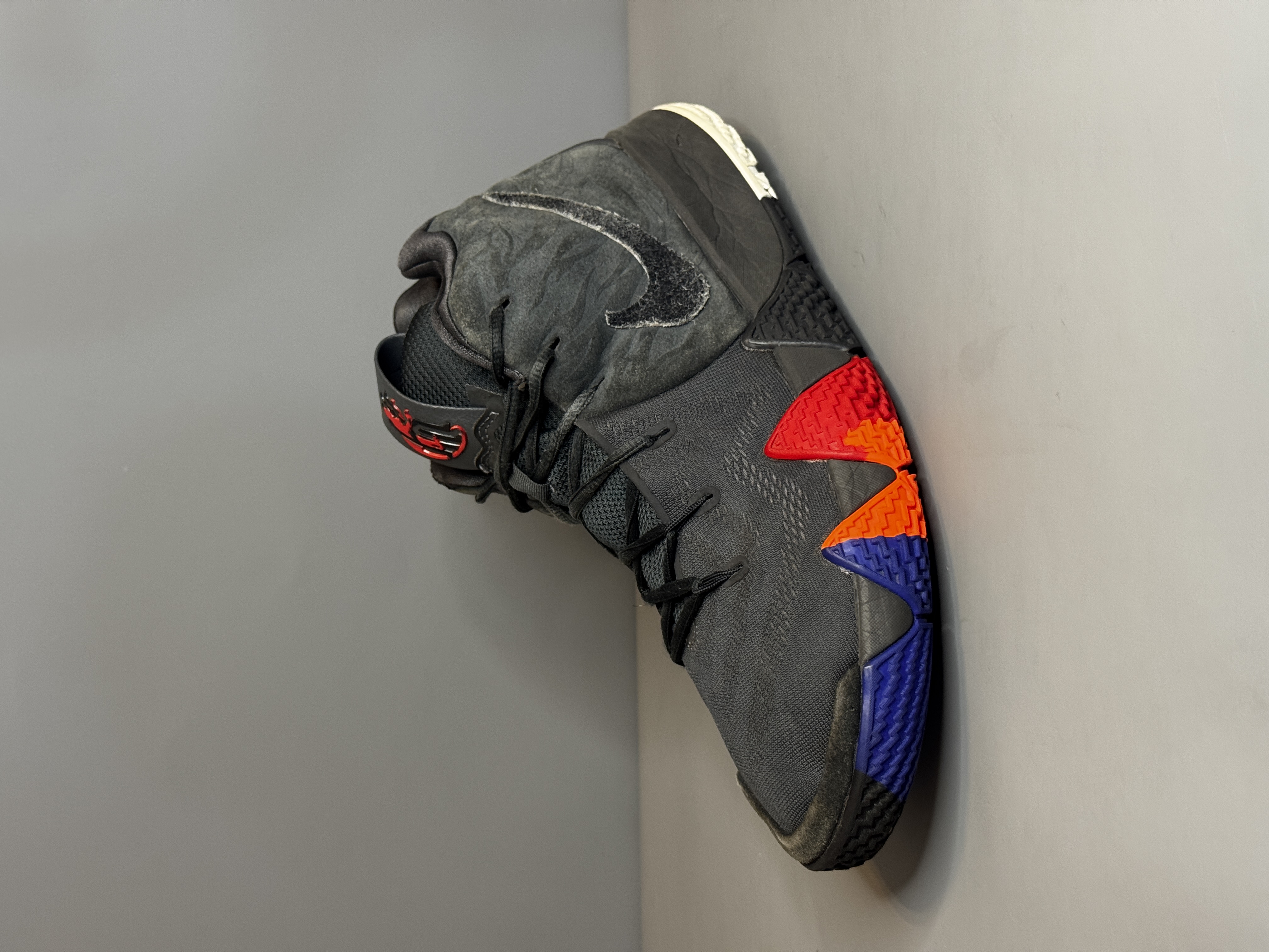 کفش بسکتبال والیبال Nike kyrie 4 اورجینال