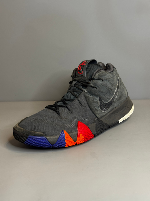 کفش بسکتبال والیبال Nike kyrie 4 اورجینال