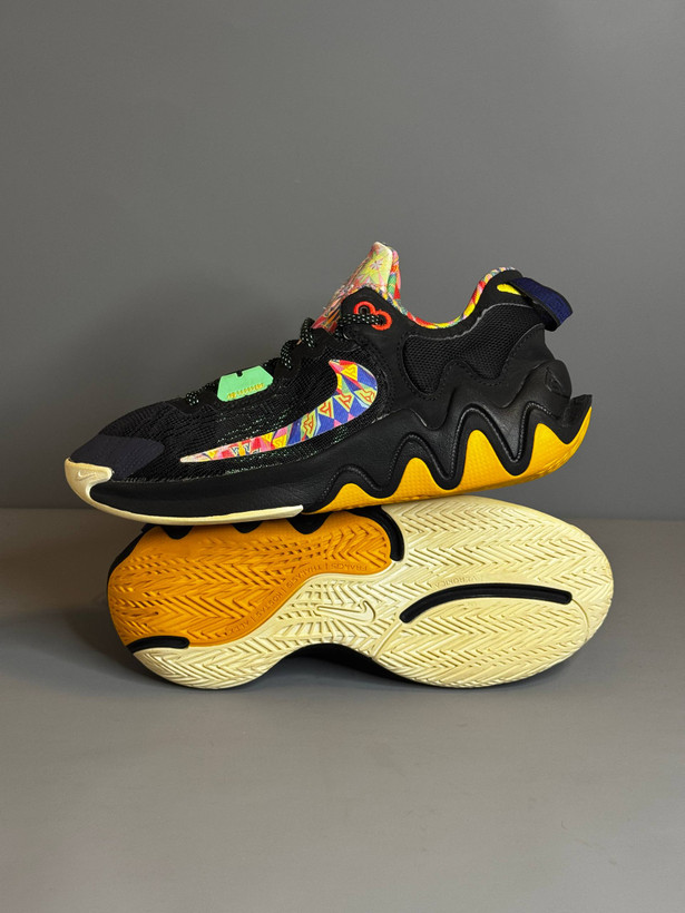 کفش بسکتبال والیبال Nike Giannis اورجینال