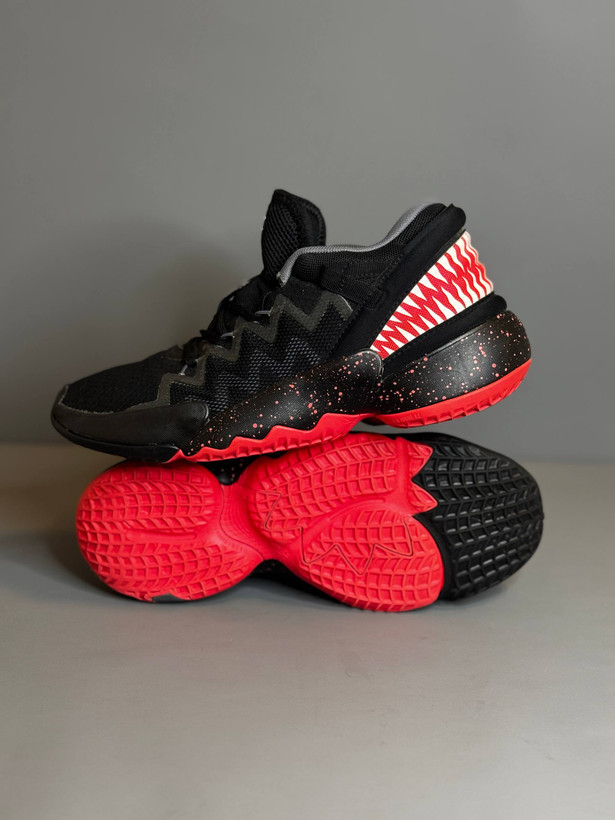 کفش بسکتبال والیبال Adidas Issue 2 اورجینال