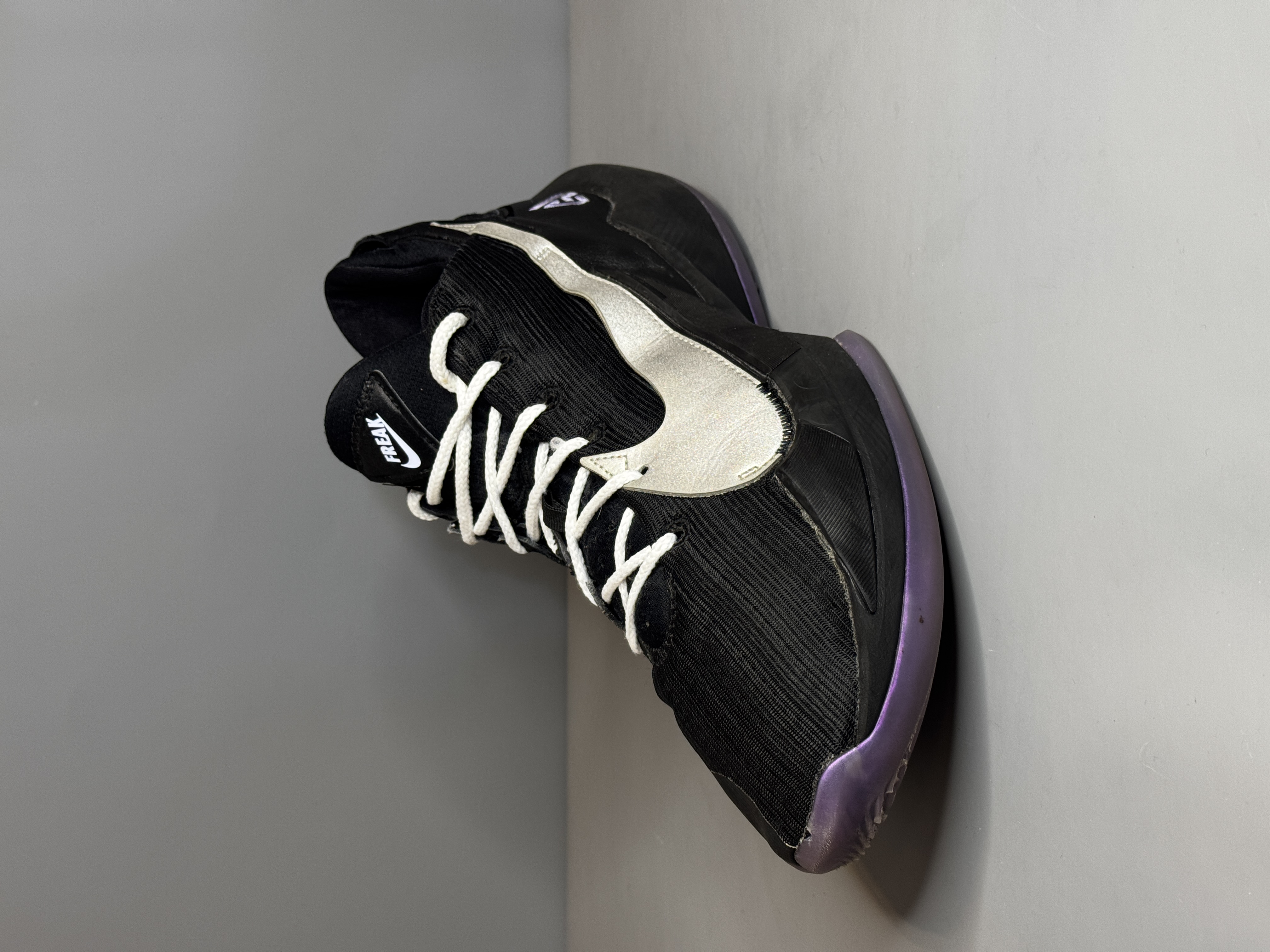 کفش بسکتبال والیبال  Nike Freak 2 اورجینال
