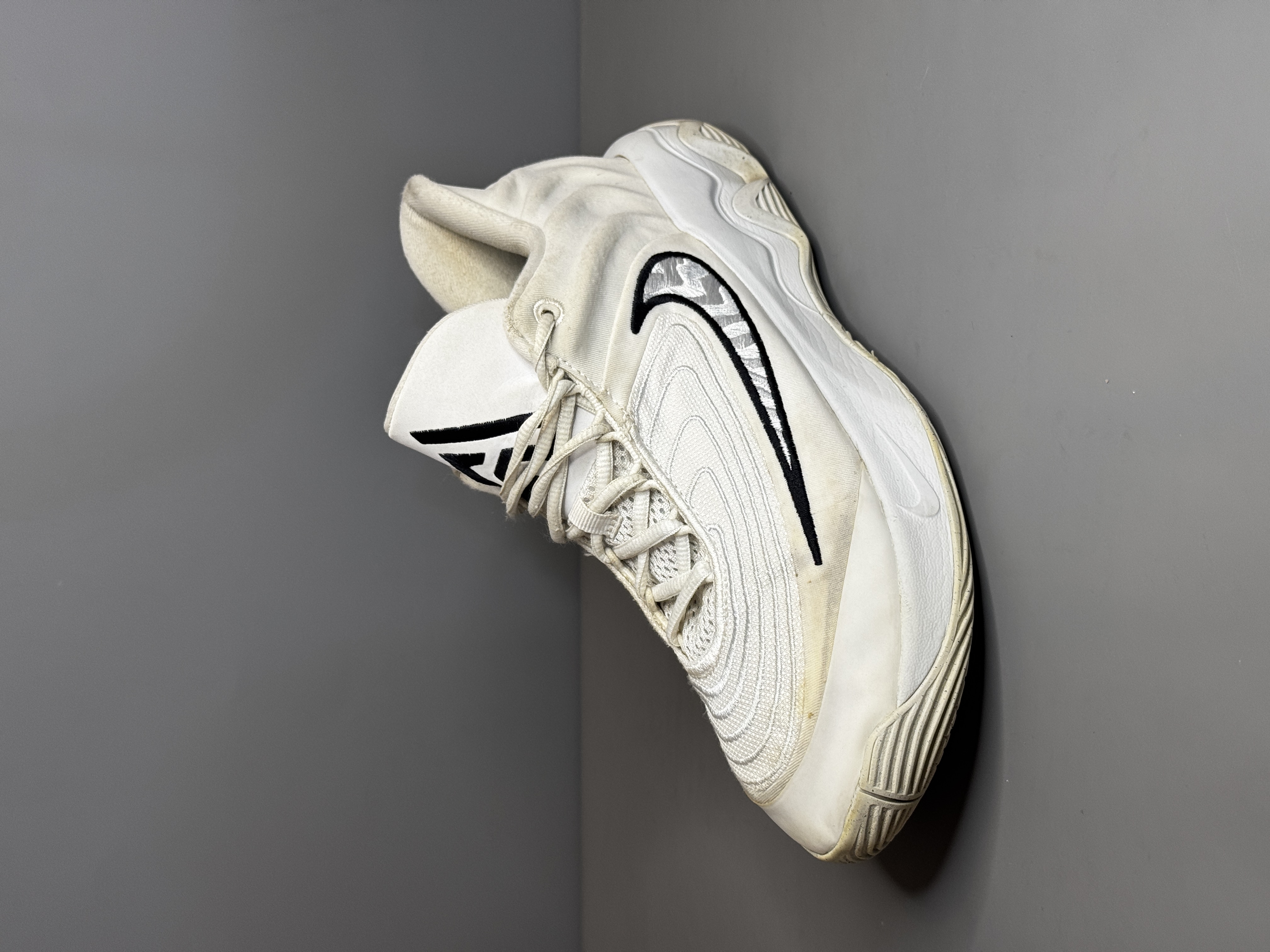 کفش بسکتبال والیبال Nike Giannis 4 اورجینال