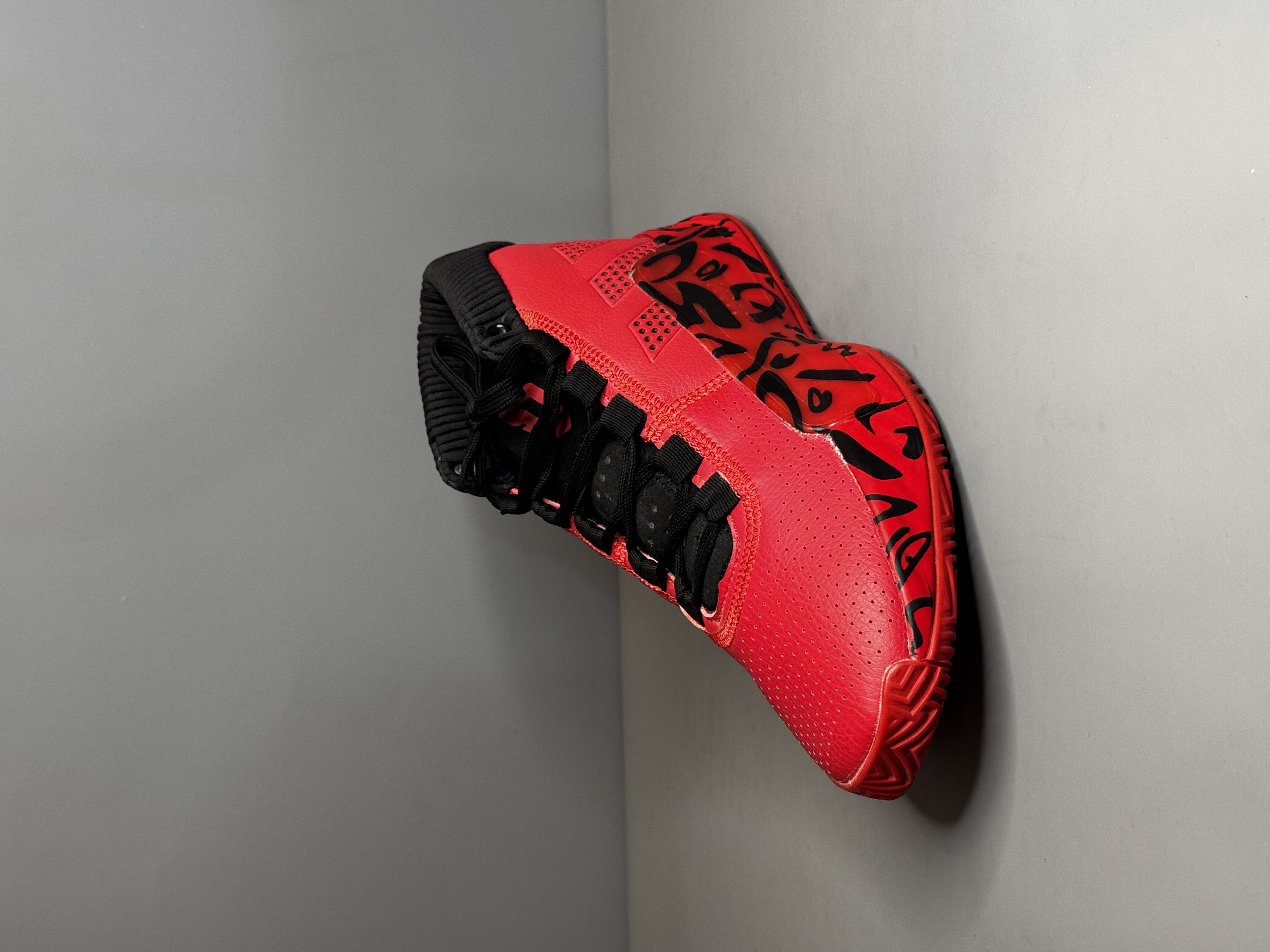 کفش والیبال بسکتبال Adidas Dame 5 اورجینال