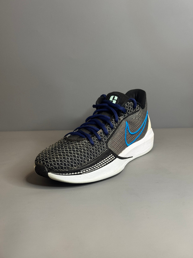 کفش بسکتبال والیبال Nike Sabrina 1 اورجینال