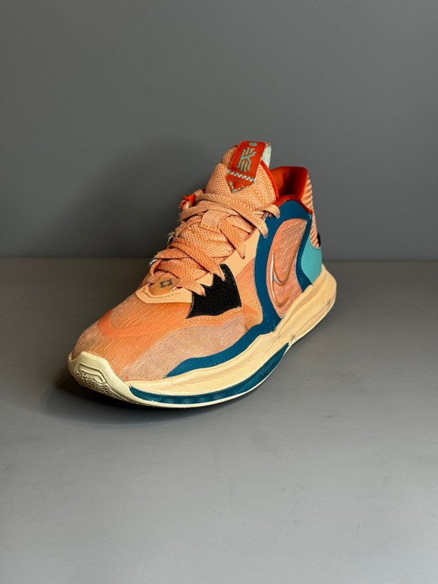 کفش بسکتبال و والیبال Nike kyrie 5 اورجینال