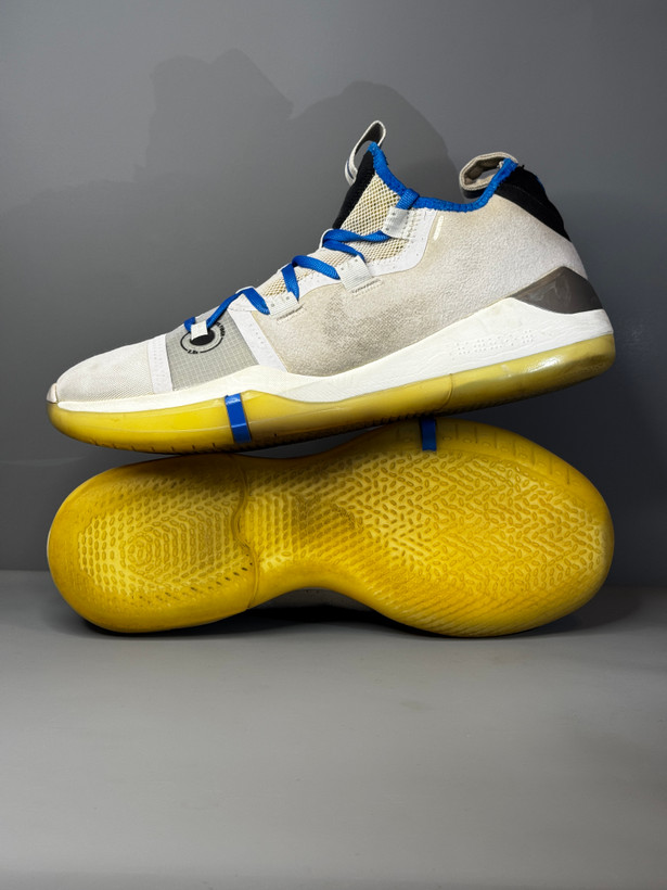 کفش بسکتبال والیبال Nike Kobe AD اورجینال