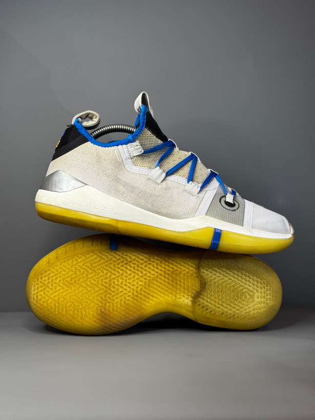 کفش بسکتبال والیبال Nike Kobe AD اورجینال