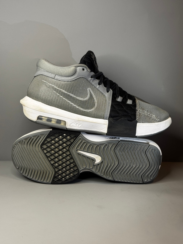 کفش بسکتبال والیبال Lebron witness 8 اورجینال